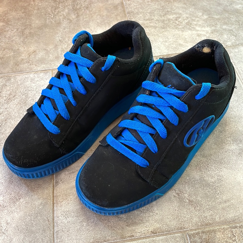 Heely’s roller shoes